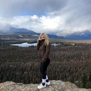 Meet your Posher, Angelica